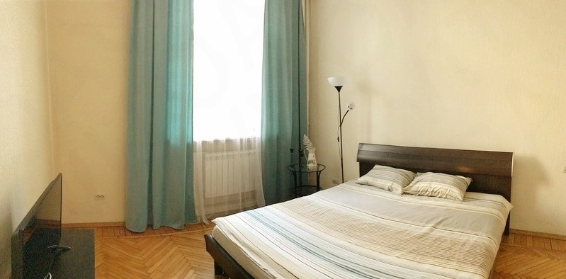  Apartments