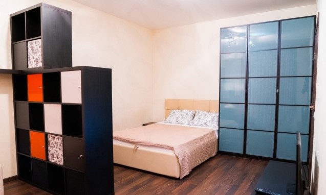  Apartments