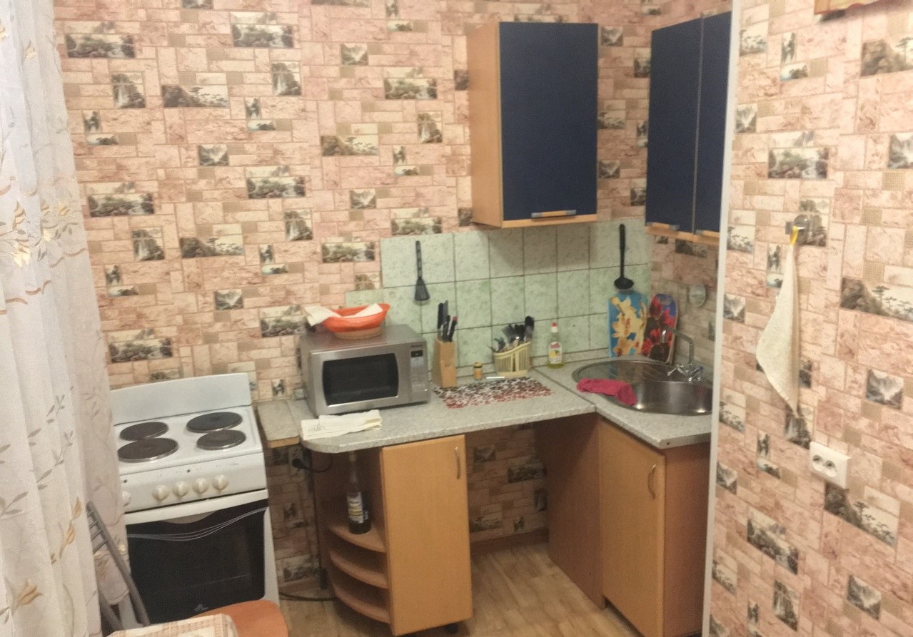  Apartments