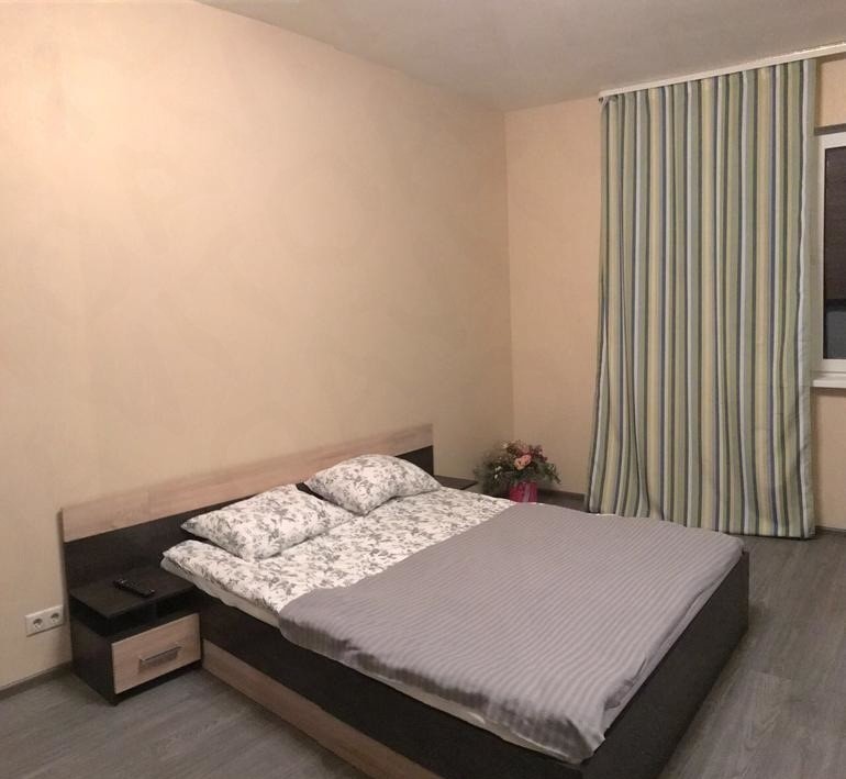  Apartments
