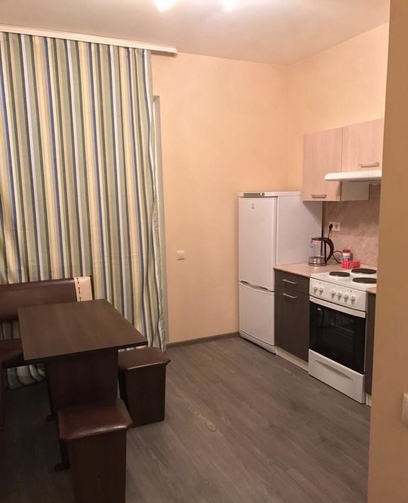  Apartments