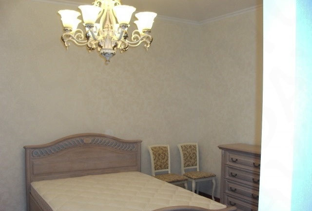  Apartments