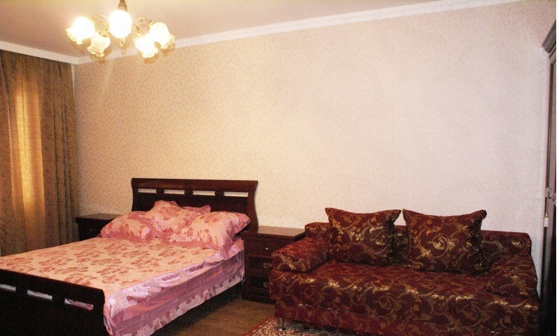  Apartments