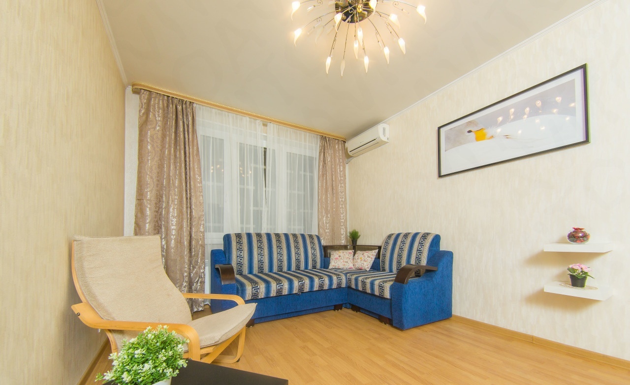  Apartments