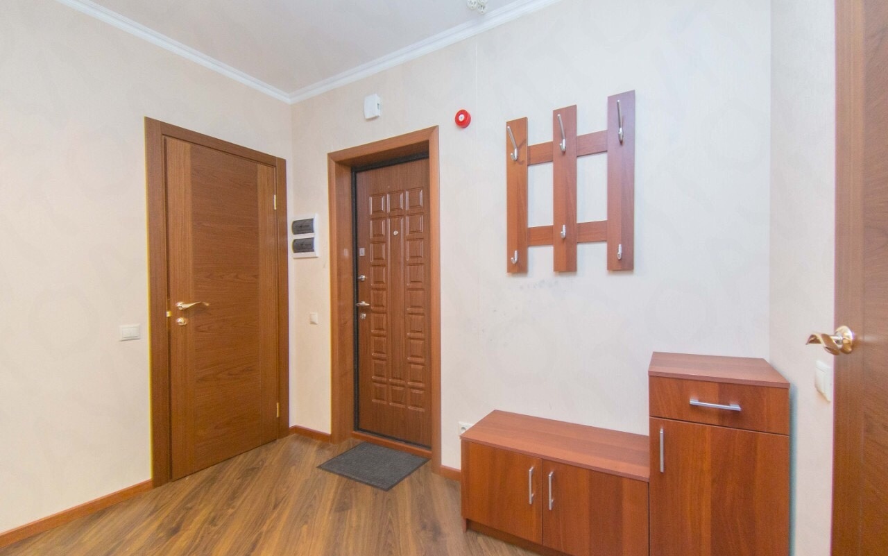  Apartments