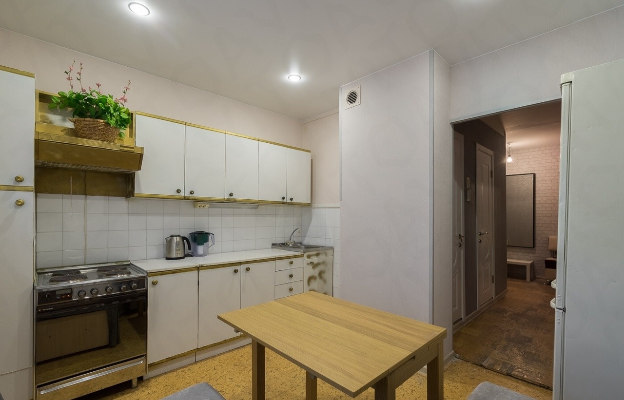  Apartments