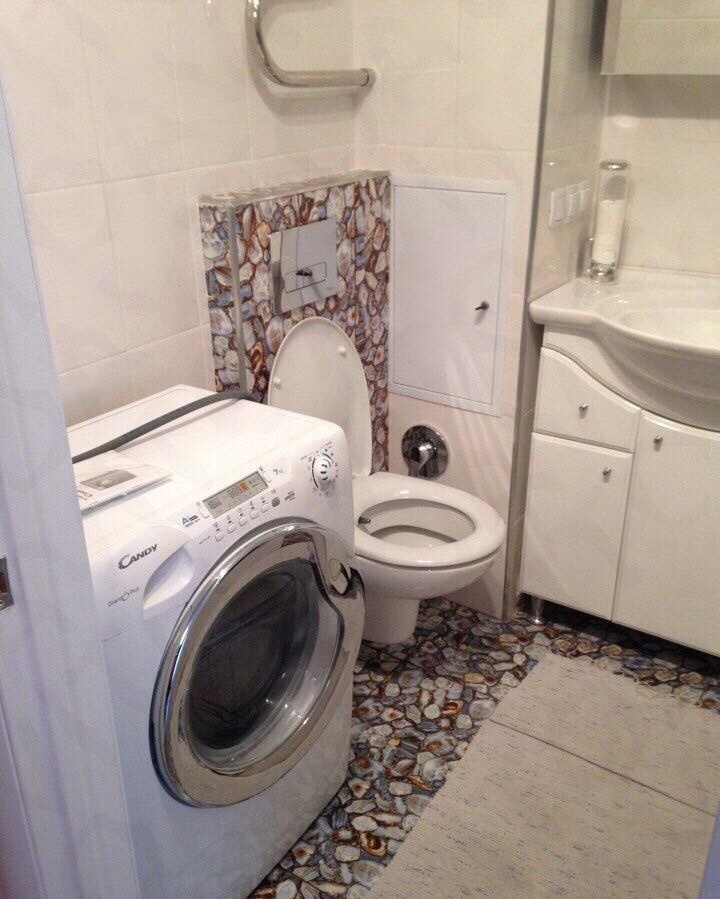  Apartments