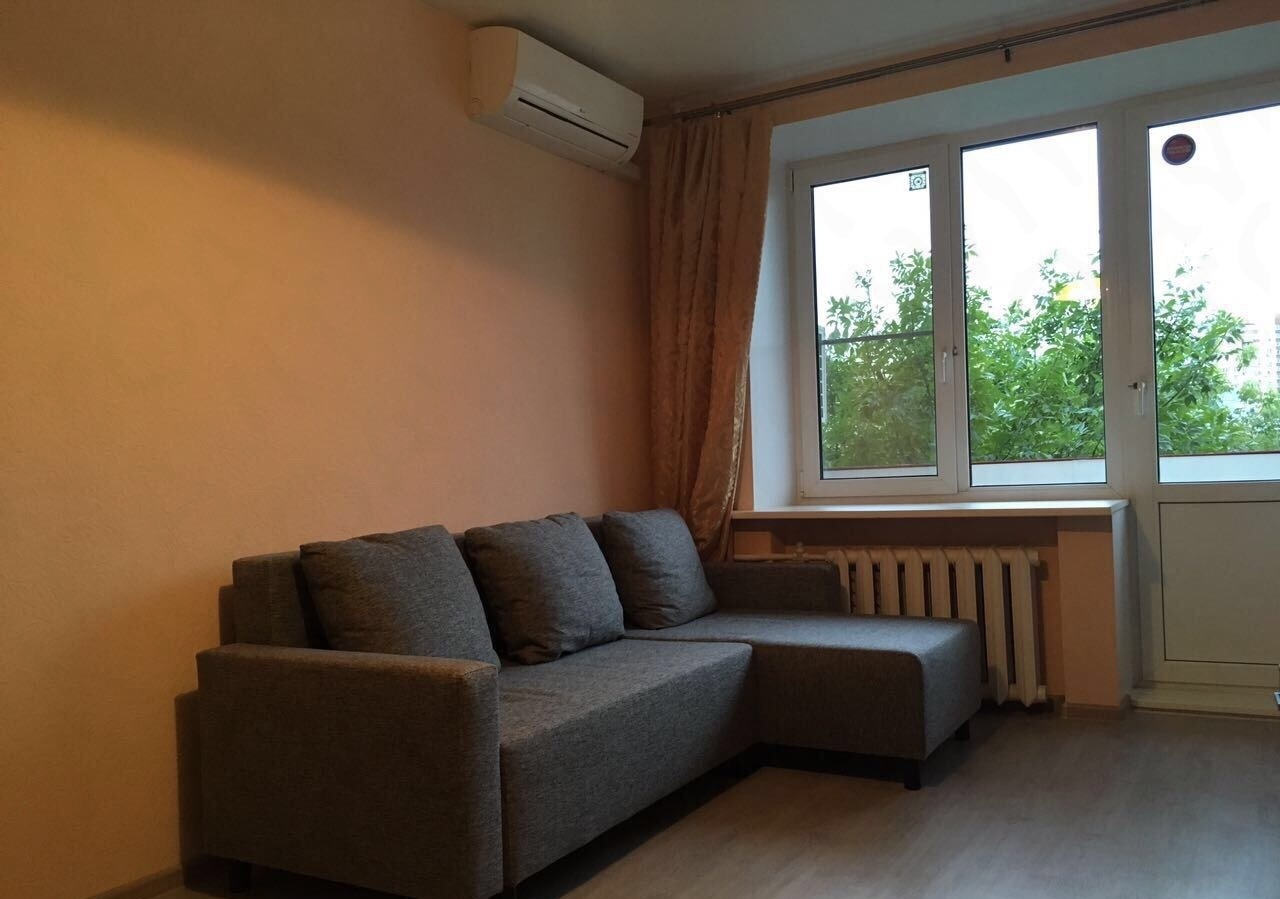  Apartments