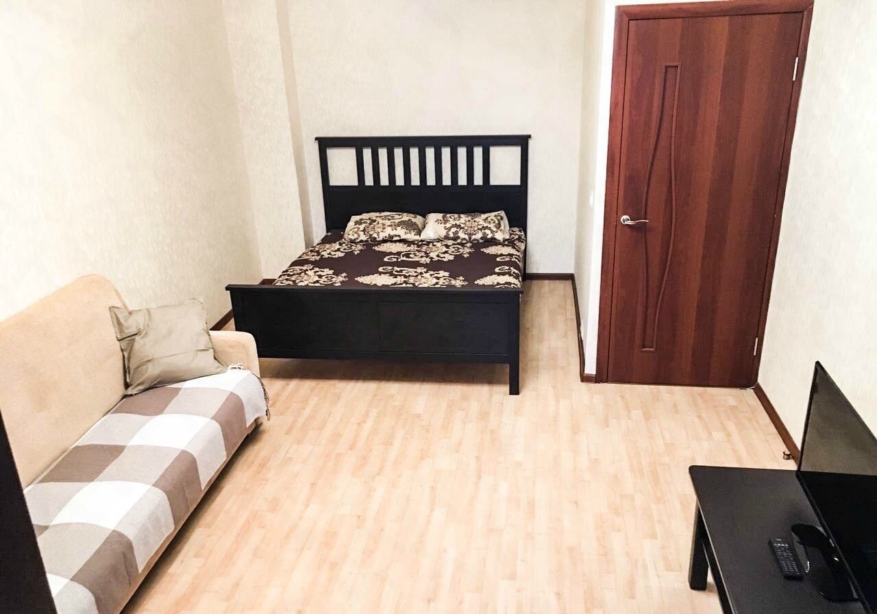  Apartments