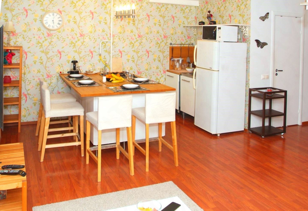  Apartments