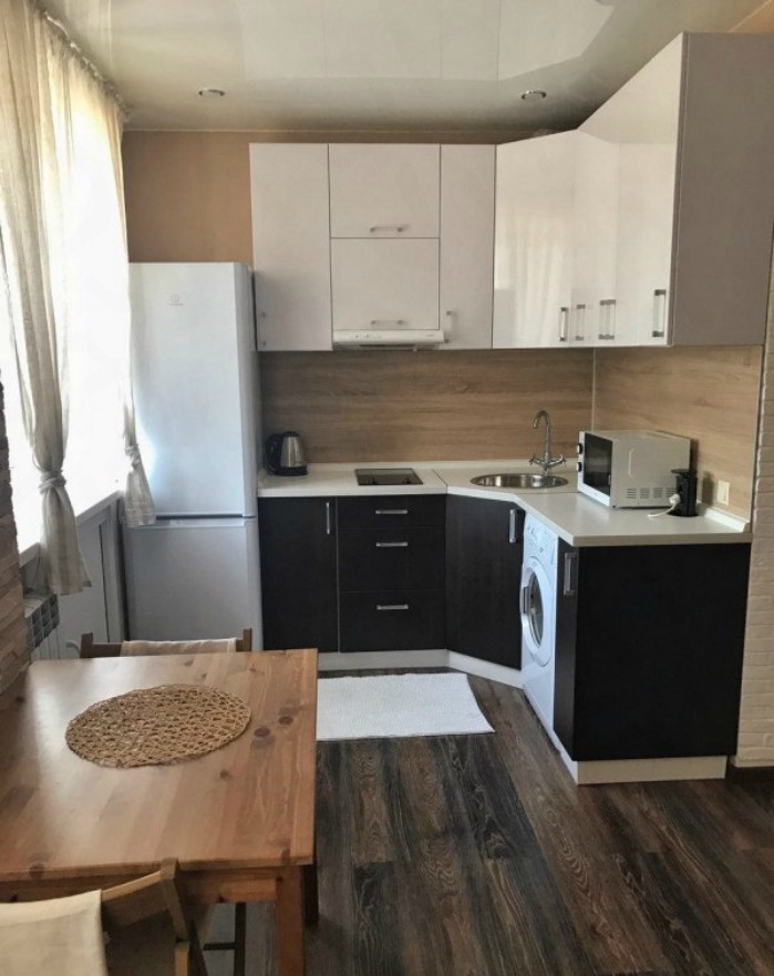  Apartments
