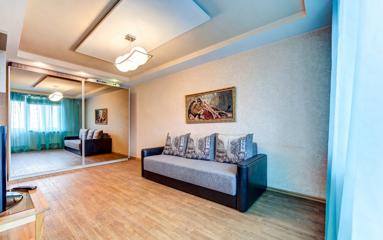  Apartments