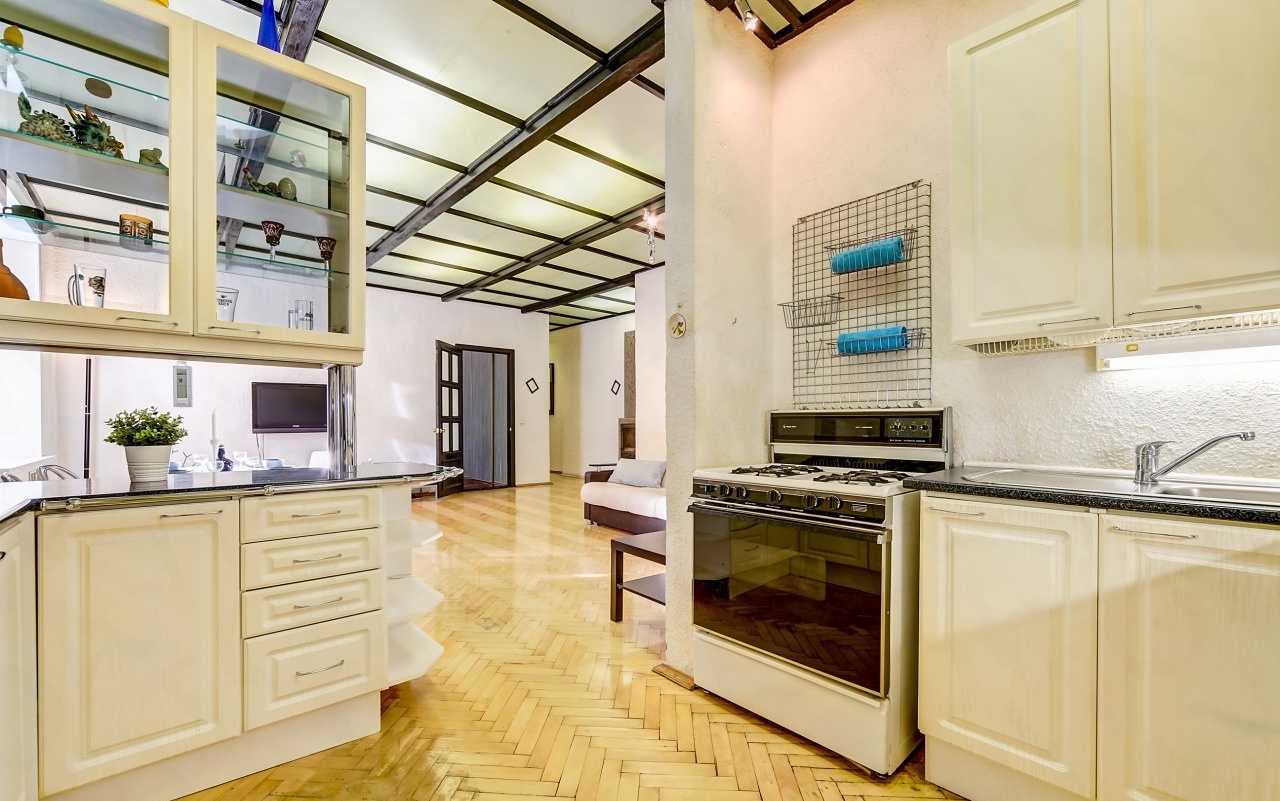  Apartments