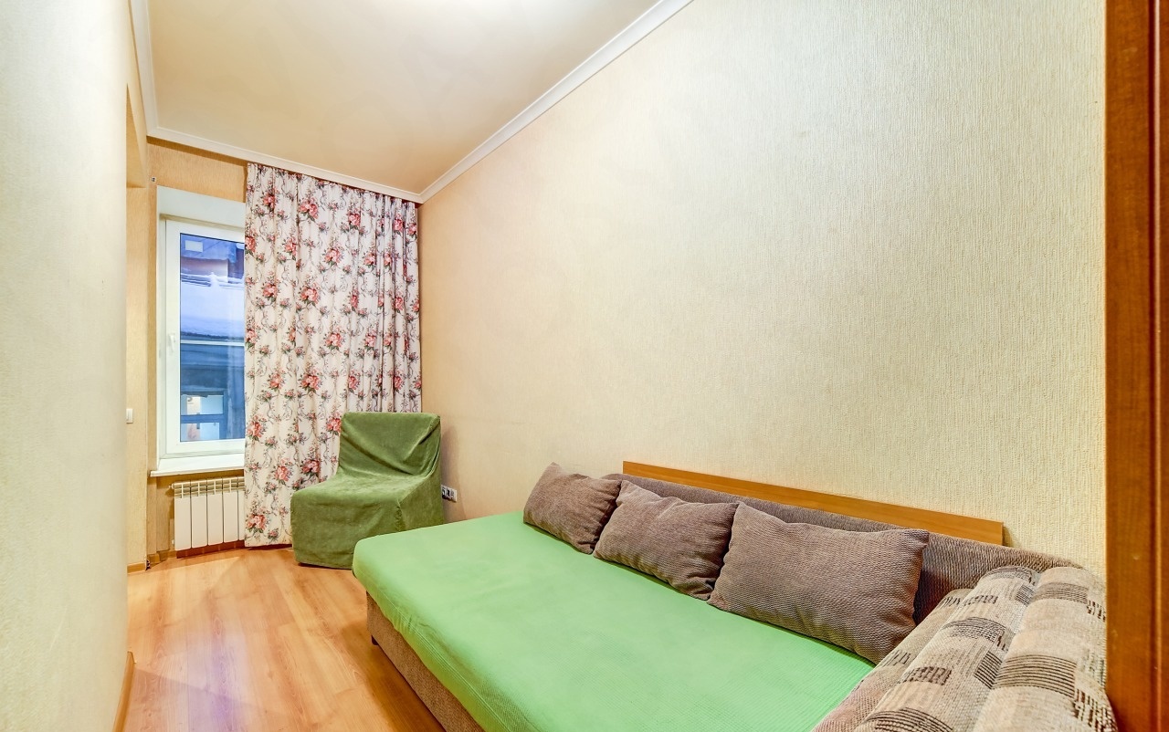  Apartments