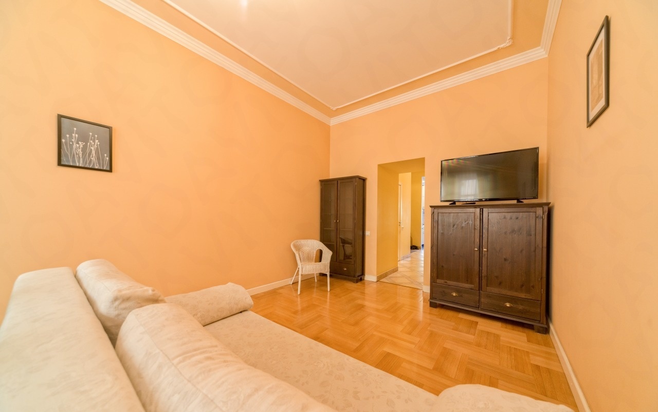  Apartments