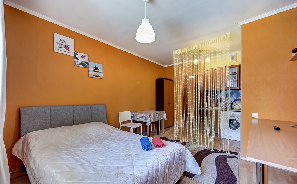  Apartments