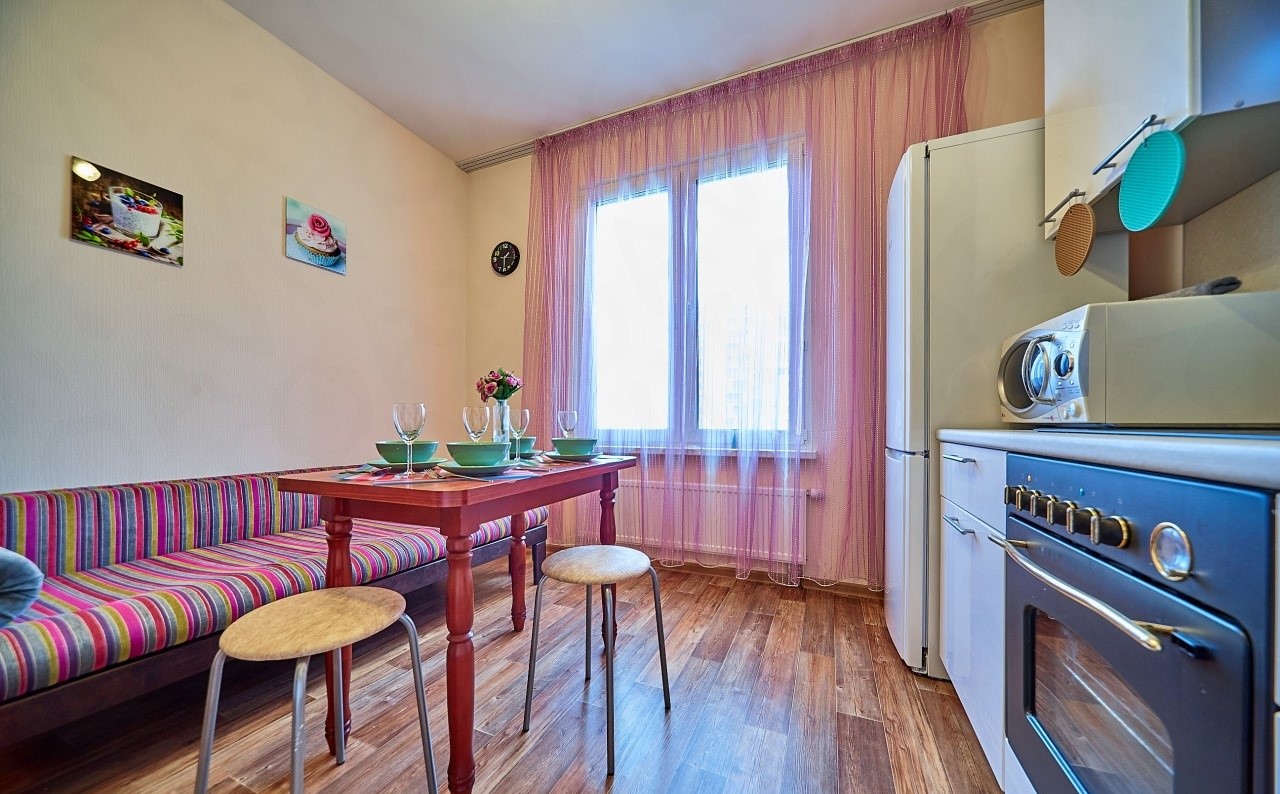  Apartments