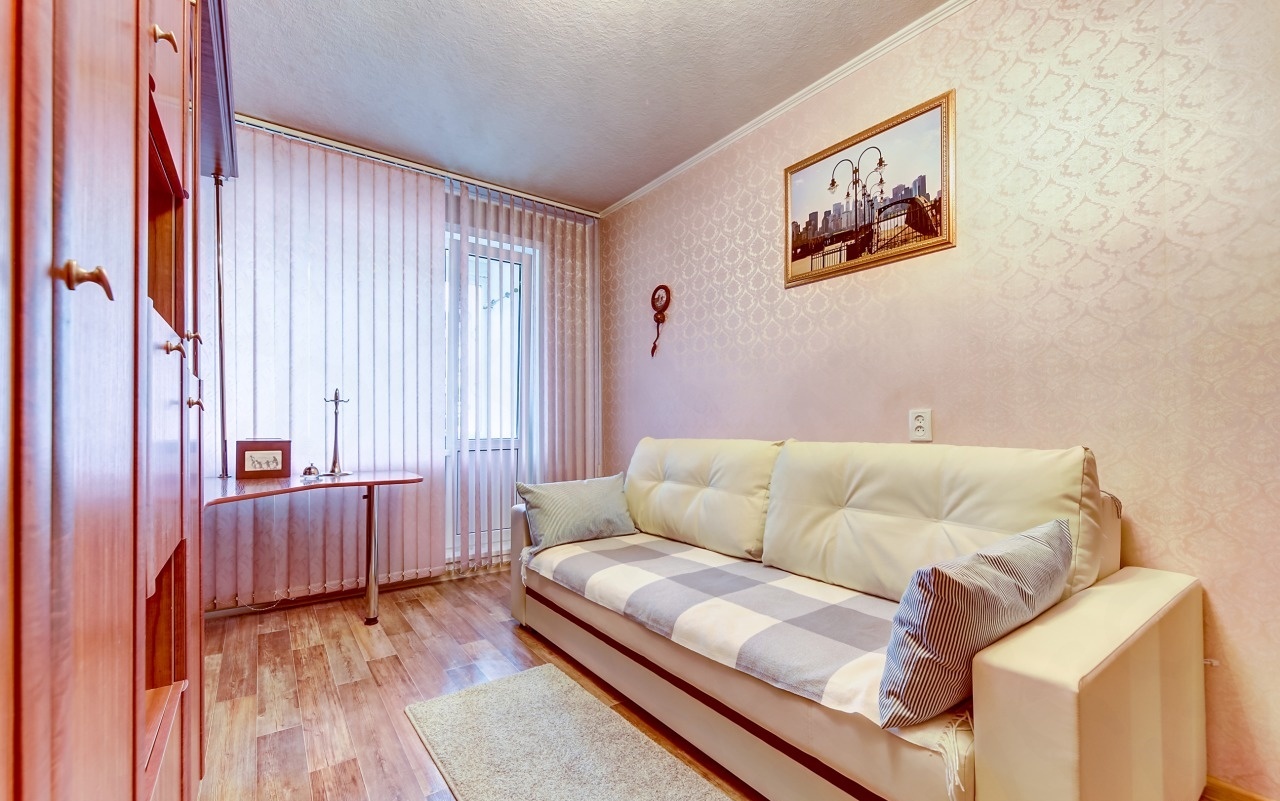  Apartments