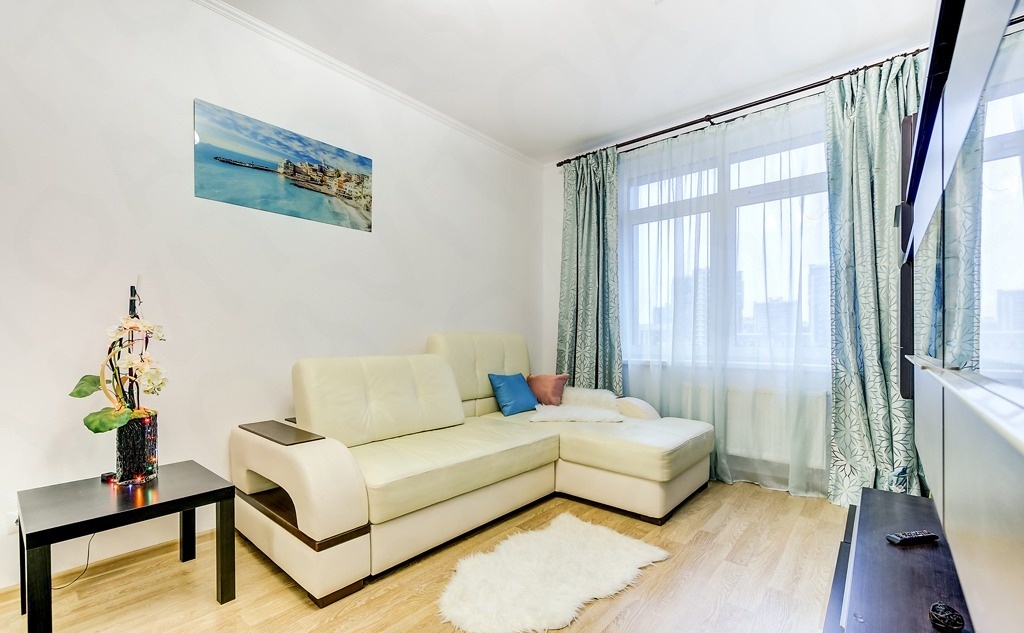  Apartments