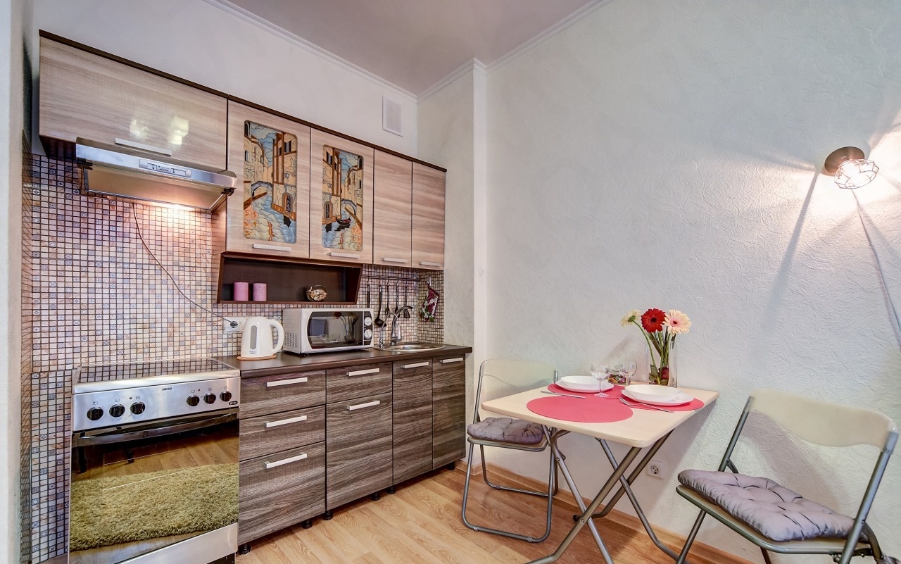  Apartments