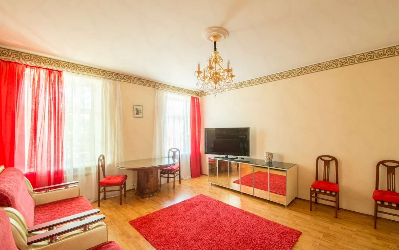  Apartments