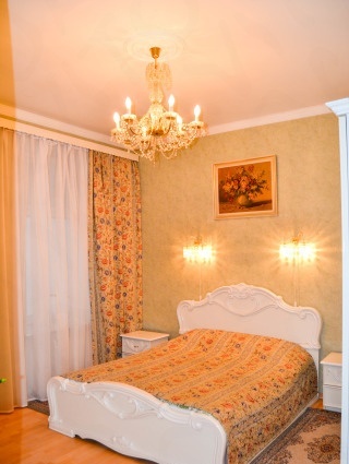  Apartments