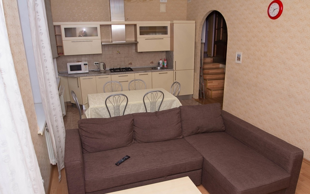  Apartments
