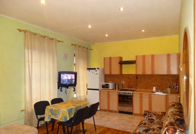  Apartments