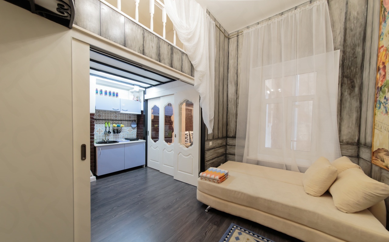  Apartments