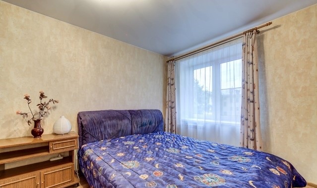  Apartments
