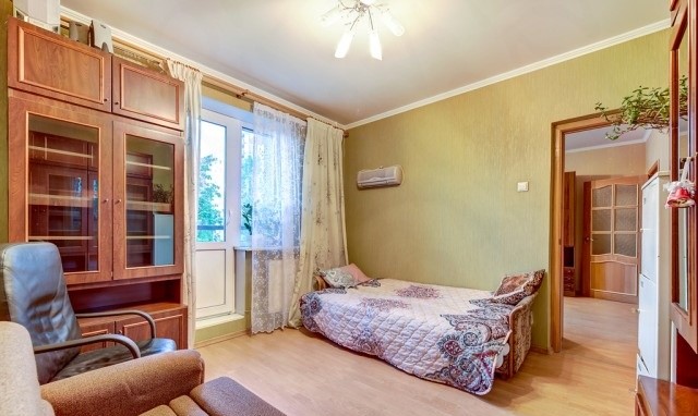  Apartments