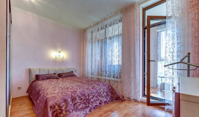  Apartments