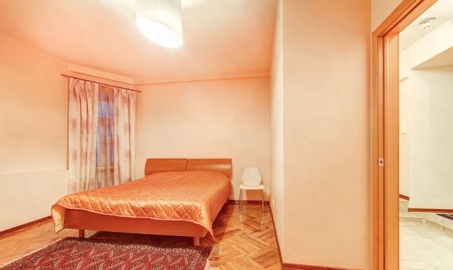  Apartments