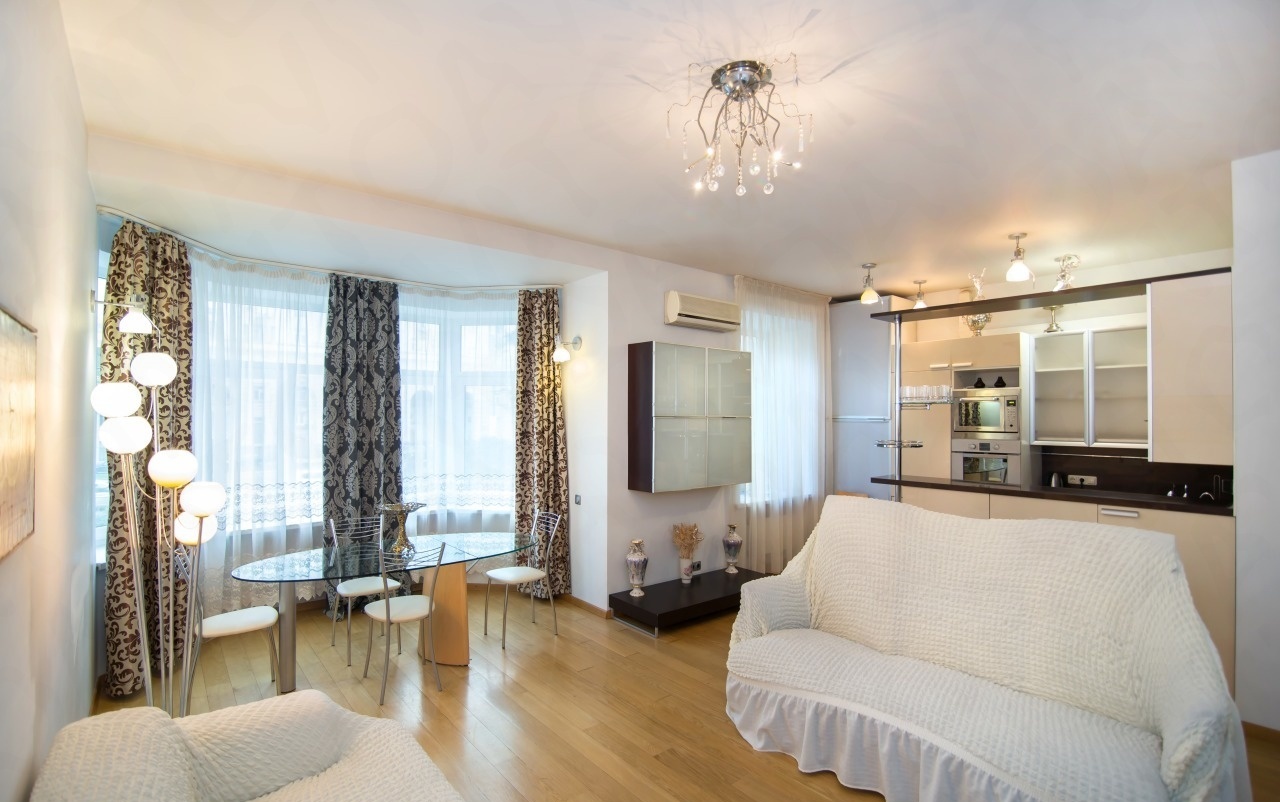  Apartments