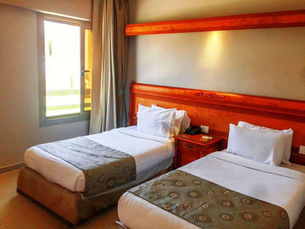  Hotels