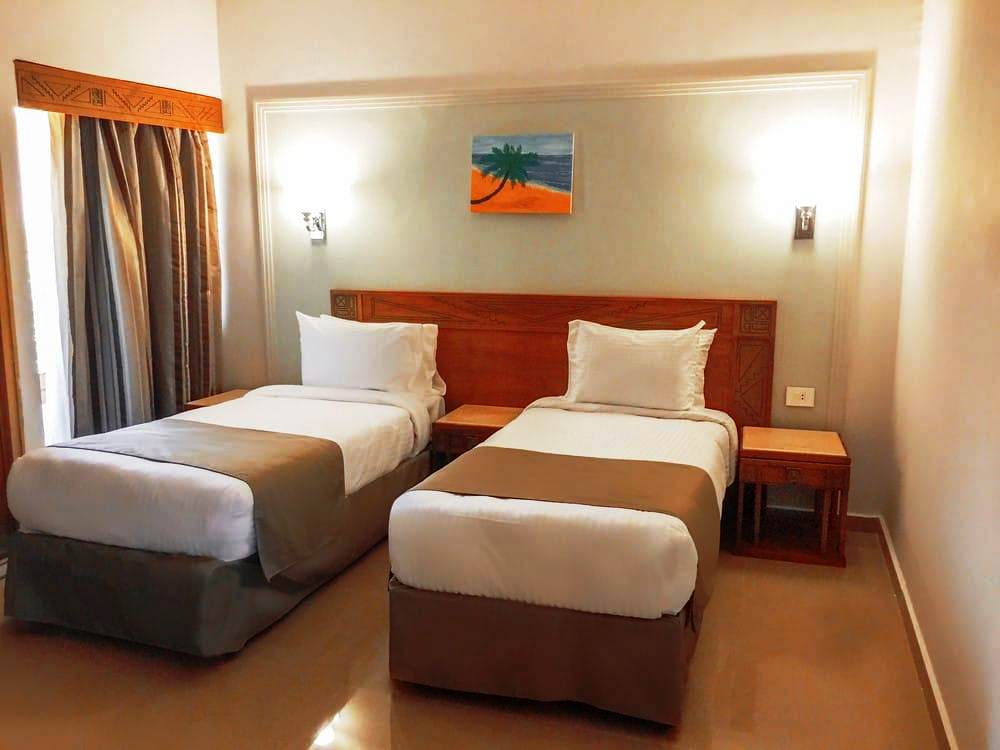  Hotels
