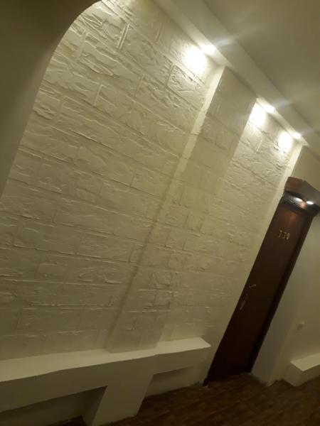  Hostels
