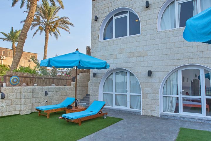  Hostels