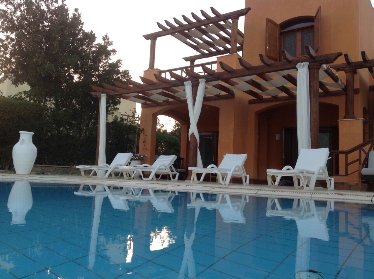 Villas
