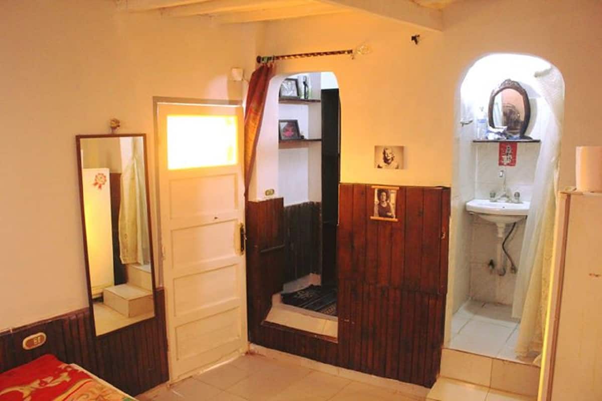  Hostels