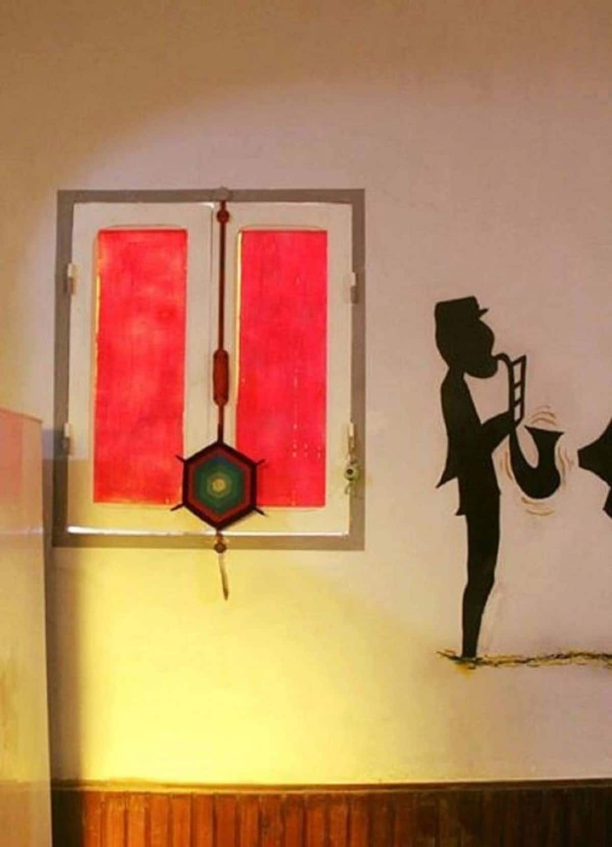  Hostels