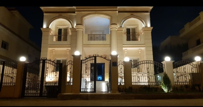  Villas
