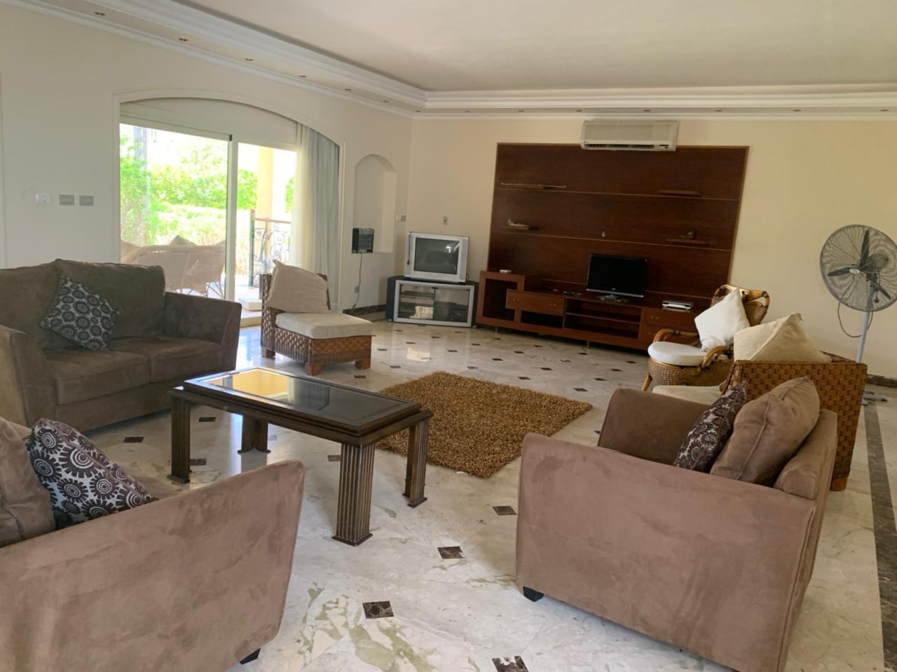  Villas