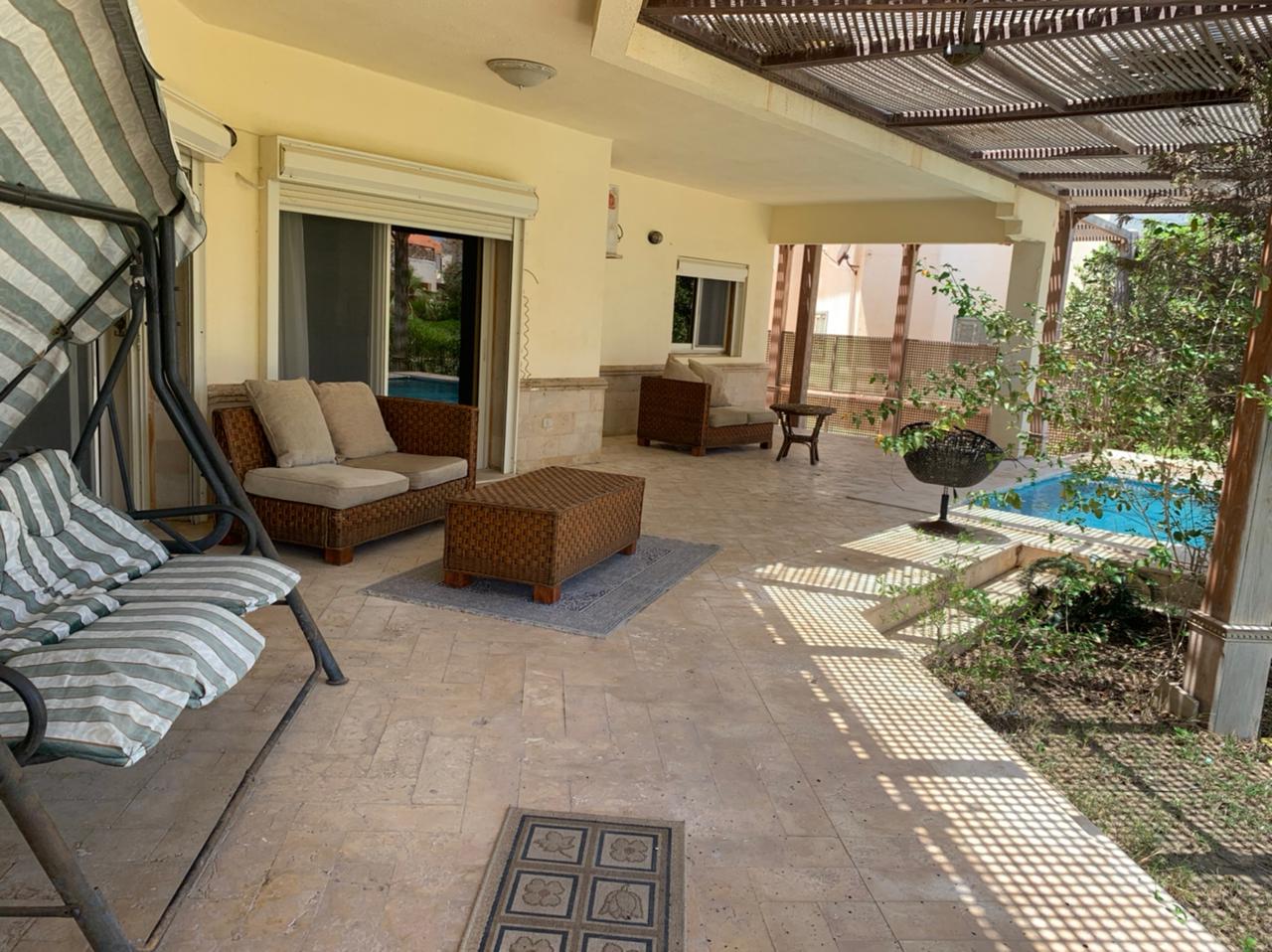  Villas