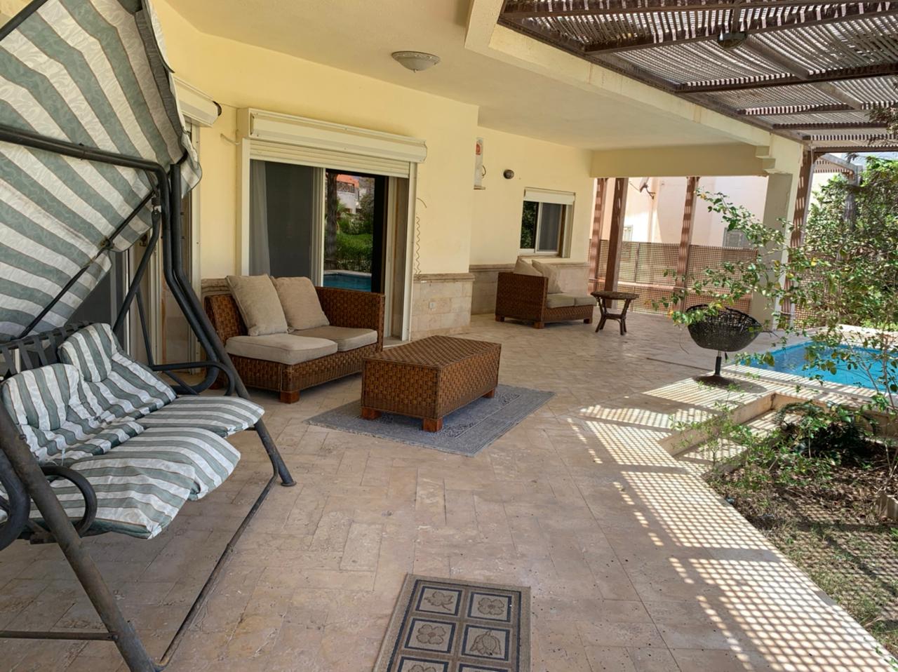  Villas