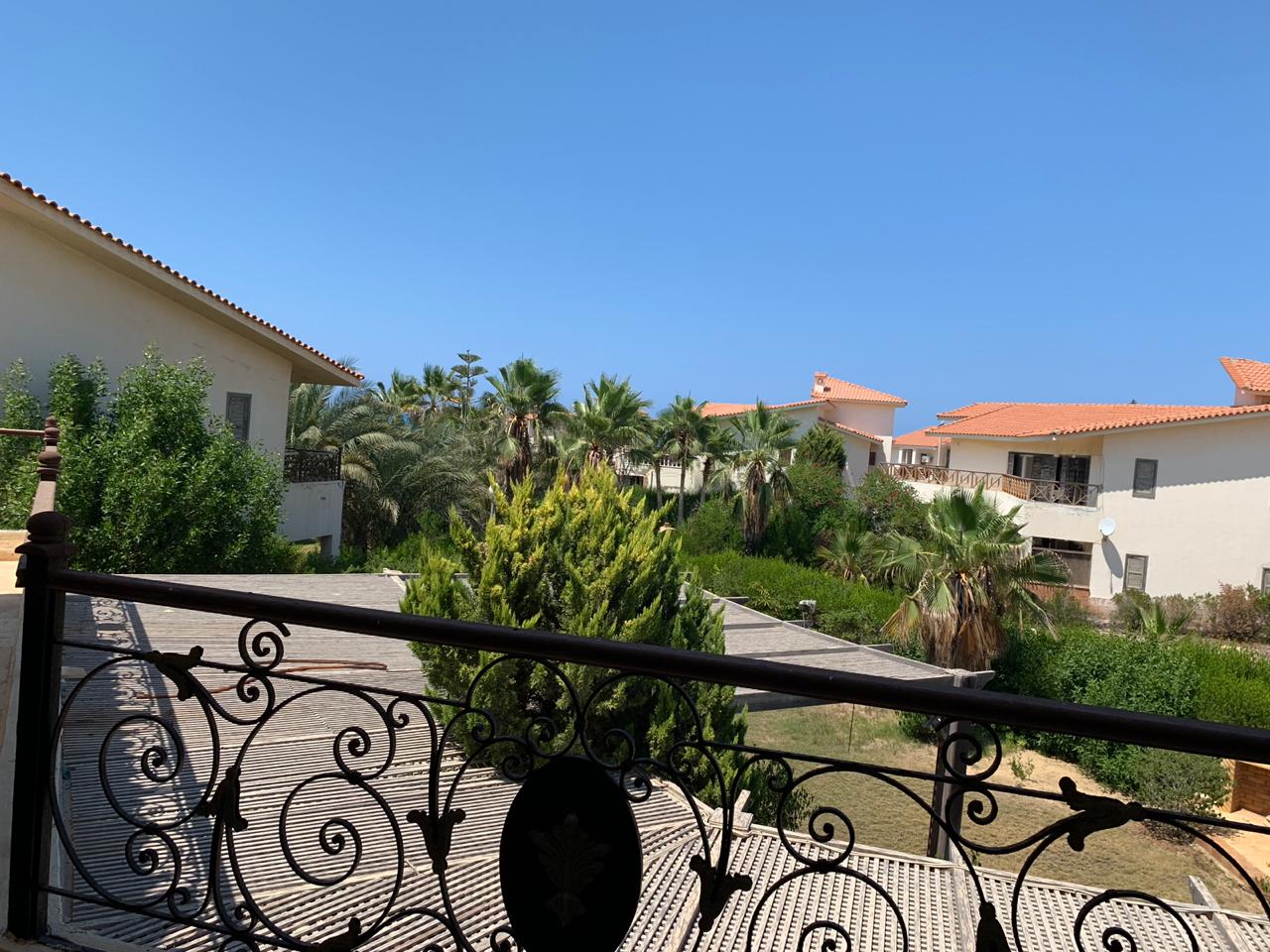  Villas