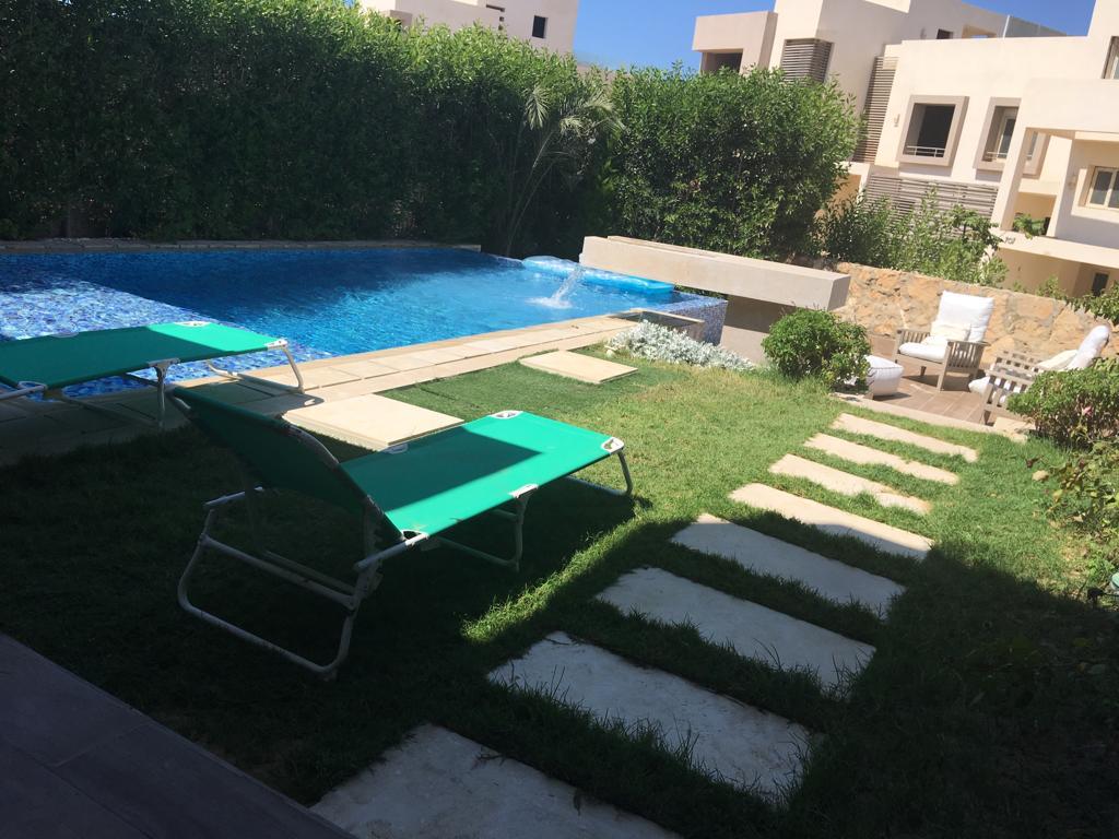  Villas