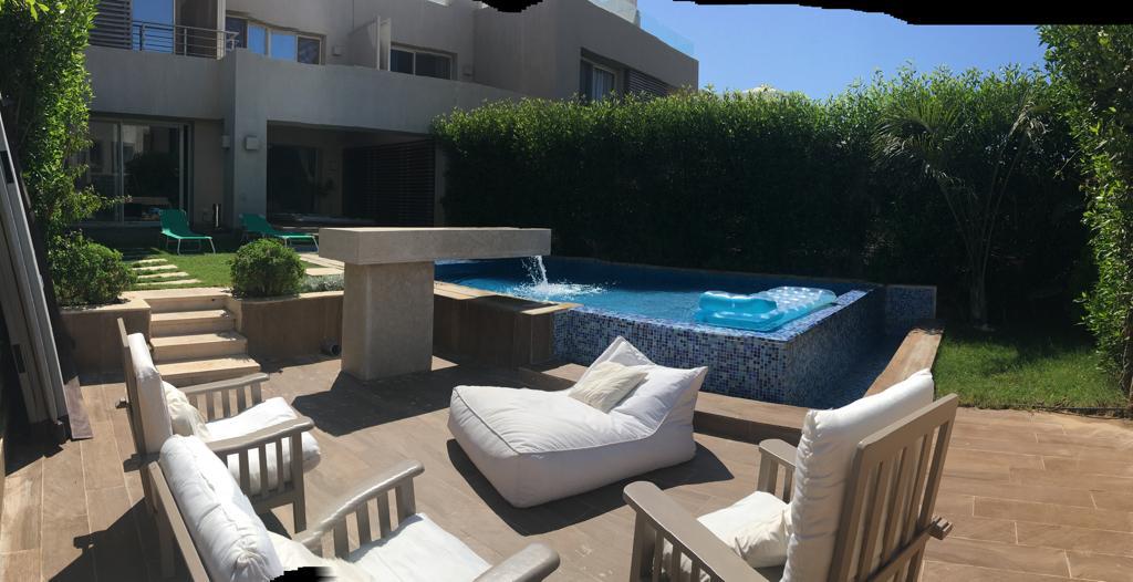  Villas