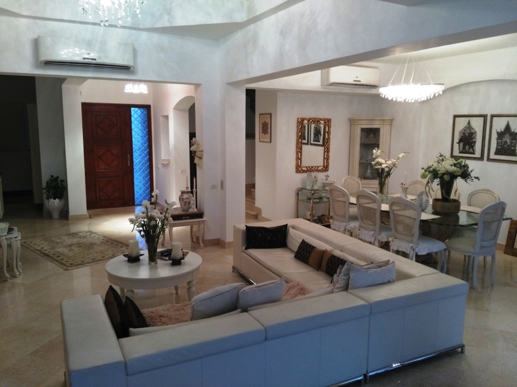  Villas