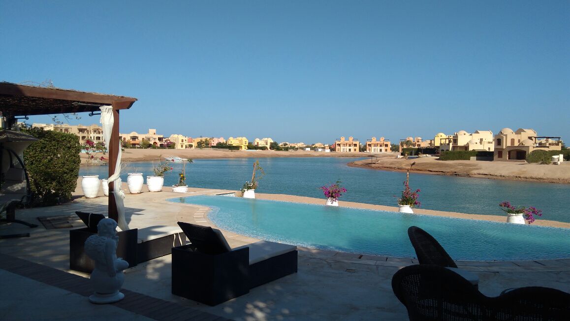  Villas